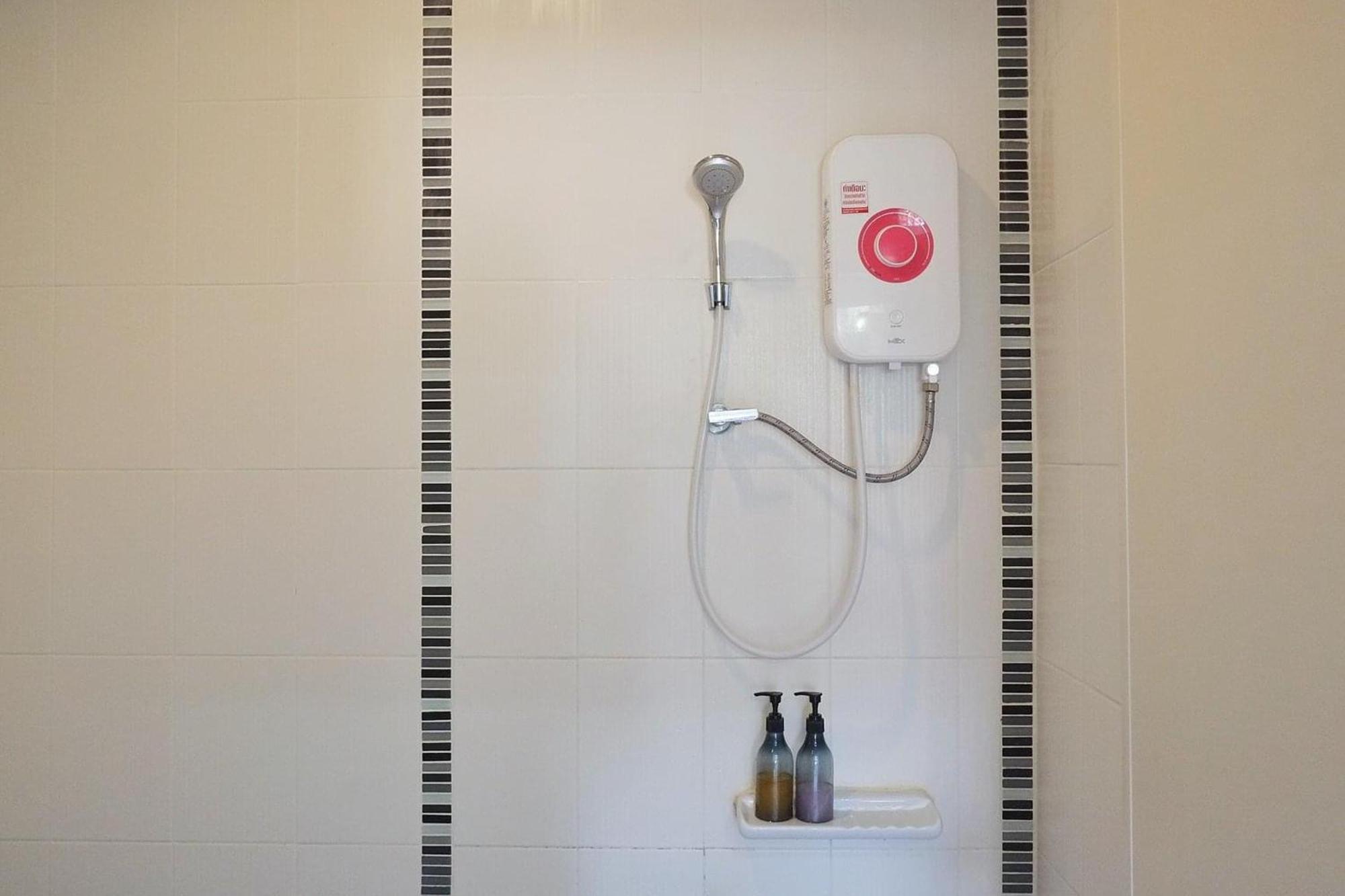 Tf Apartment Чиангмай Екстериор снимка