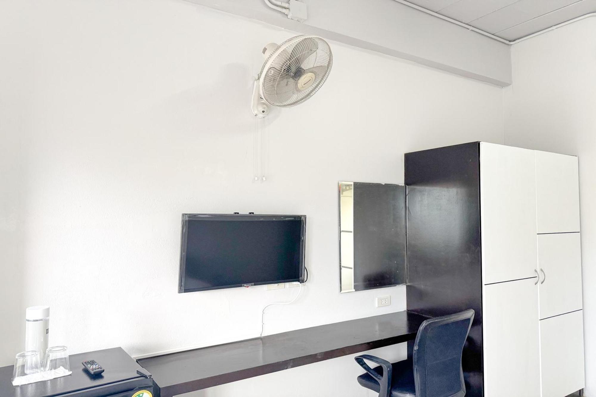 Tf Apartment Чиангмай Екстериор снимка