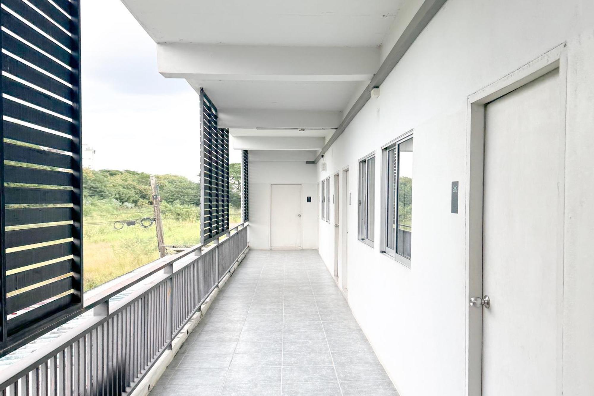 Tf Apartment Чиангмай Екстериор снимка